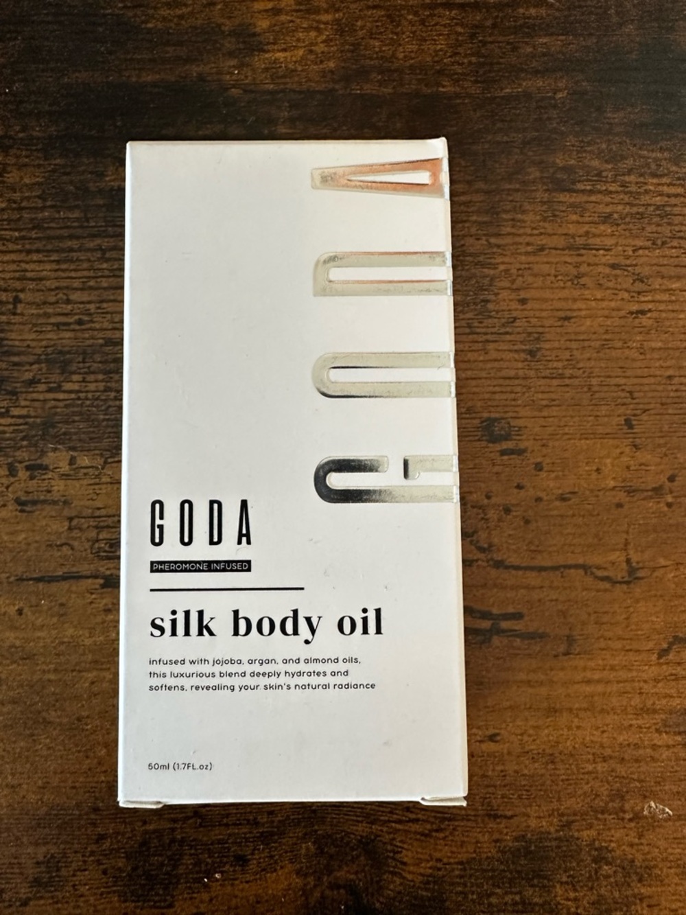 Goda Silk Body Oil & Perfume Set - Picture 2 of 9